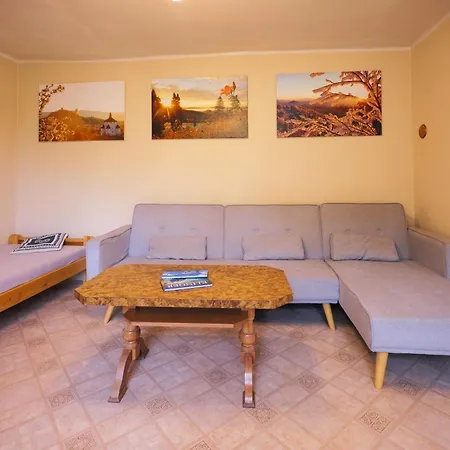 Domcek 555 * Banská Štiavnica